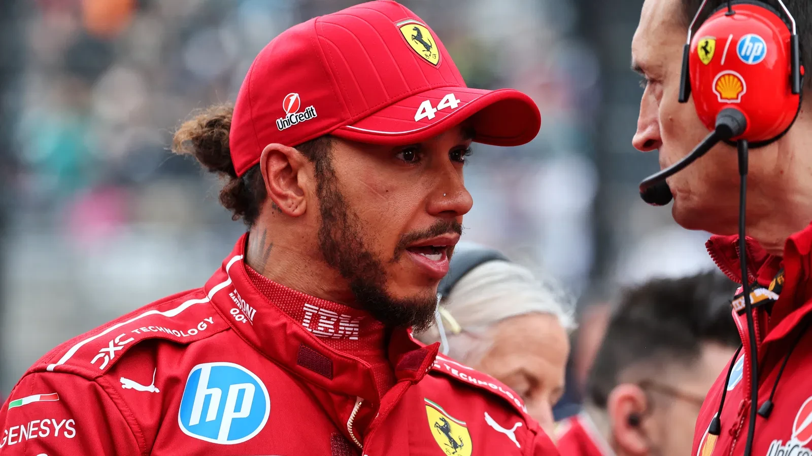 Vegas GP Hype: Lewis Hamilton Unveils Unique 1/1 Ferrari Masterpiece Card